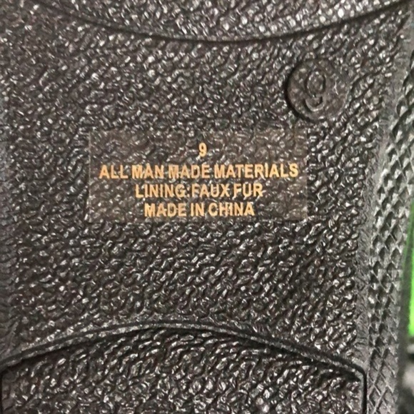 SolUtion' slipper collection will bring you the comfort Brand New Unisex goldtoe - Picture 8 of 9